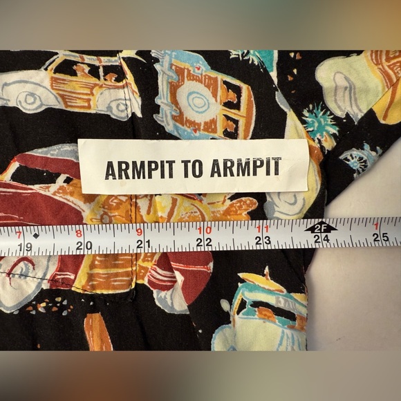 Kahala X John Severson Shirt Men's Large Hawaiian Button Up Woody Wagon Shirt - Picture 9 of 10